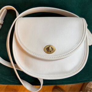 🤍 Vintage Coach Watson 9981 white crossbody bag